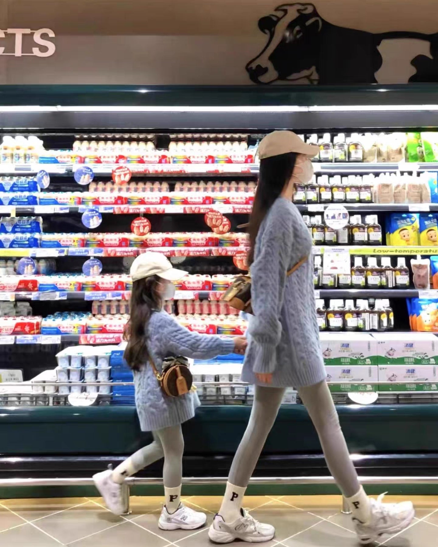 スカイブルーのケーブルニット – Lanaferie