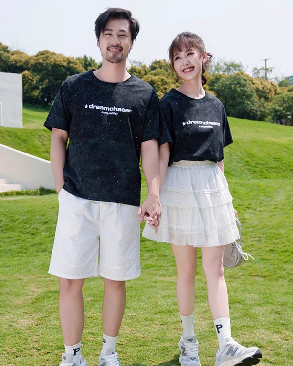星空をまとうTシャツ