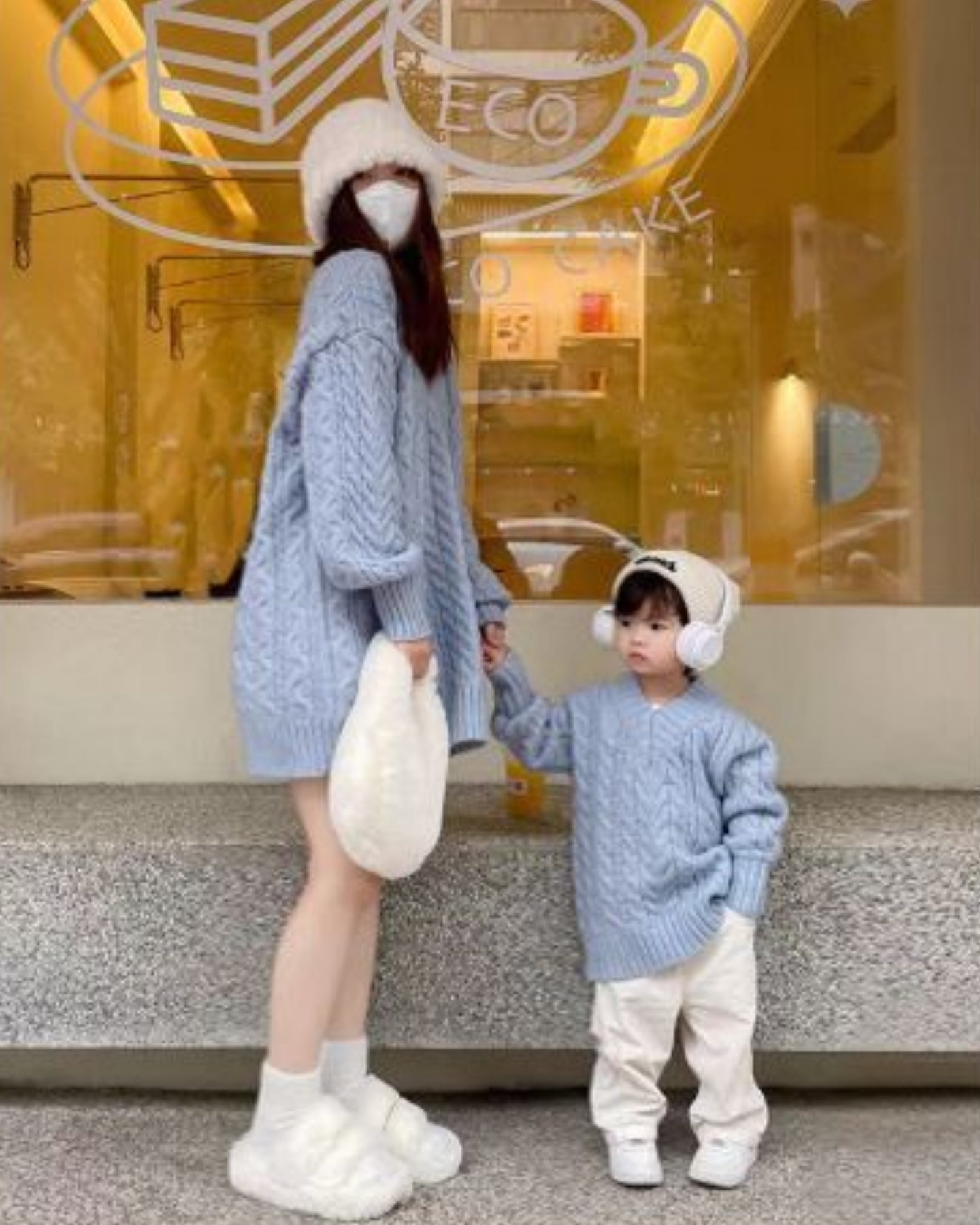 スカイブルーのケーブルニット – Lanaferie